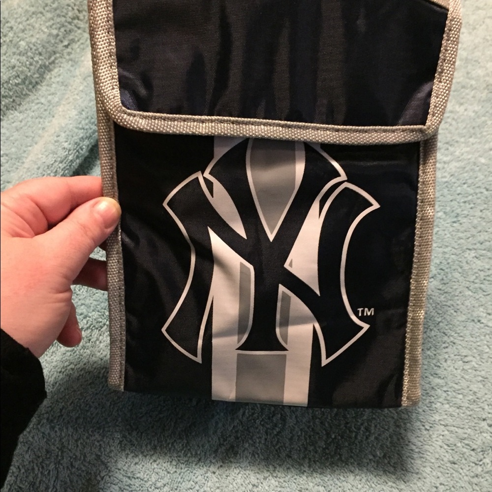 All NEW NY Yankees bundle - Picture 3 of 6